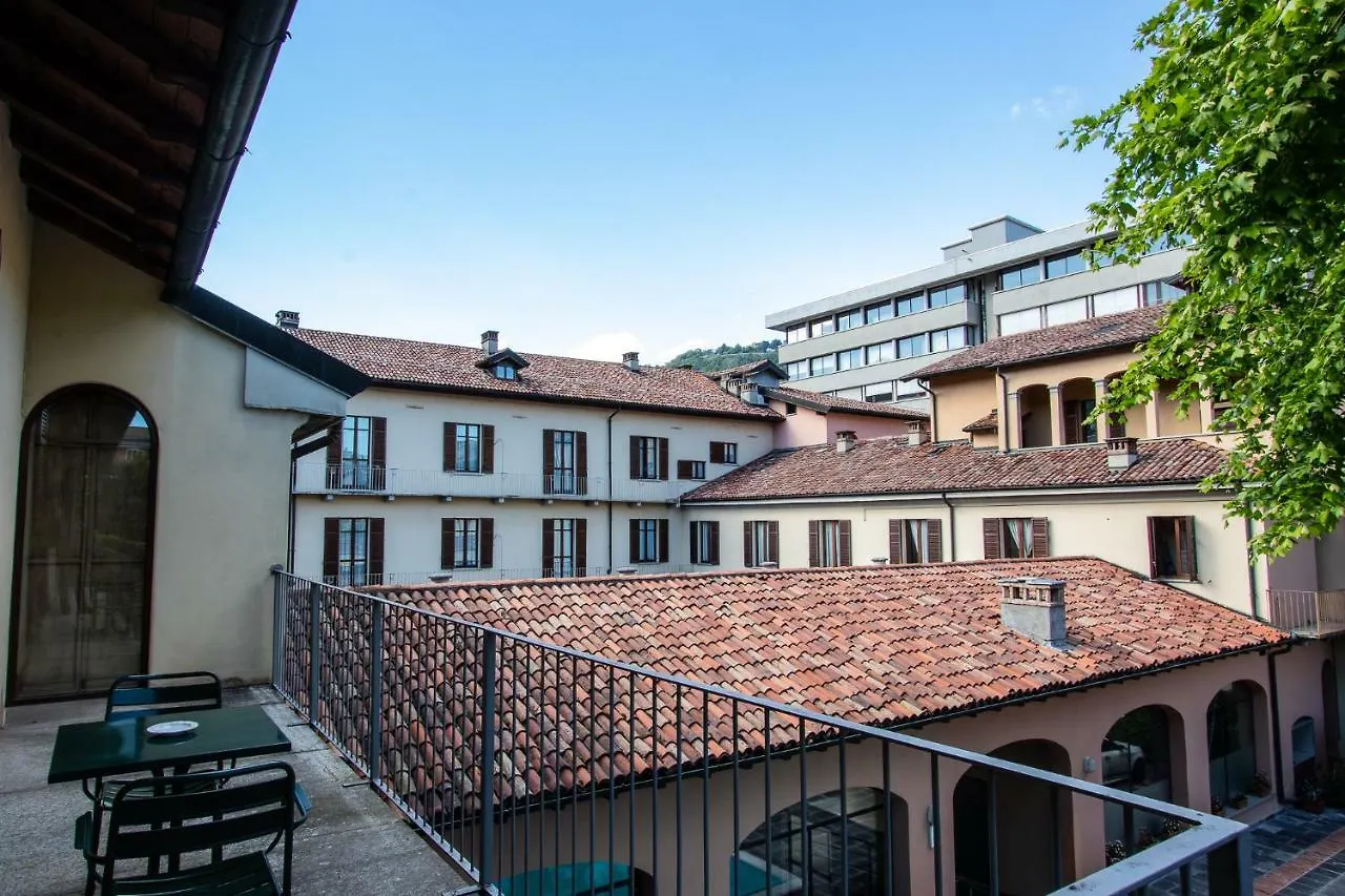 Otel Albergo Le Due Corti Como