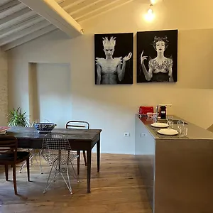 https://casa-giulia-siena.it-tuscanyhotel.com
