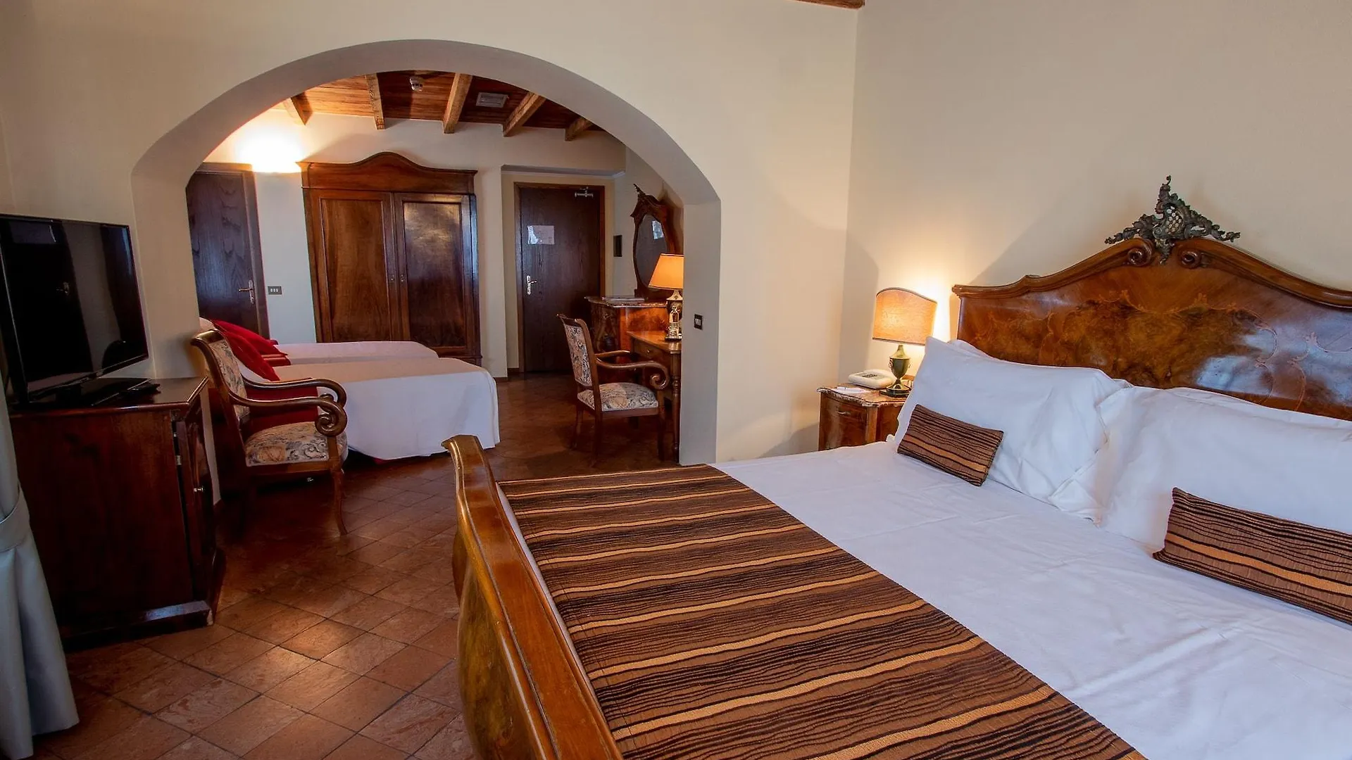 Hotel Albergo Le Due Corti Como