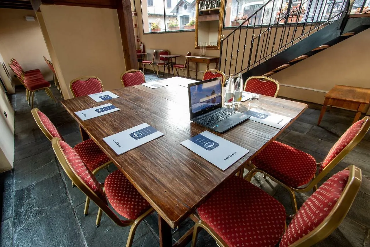**** Hotel Albergo Le Due Corti Como Italien